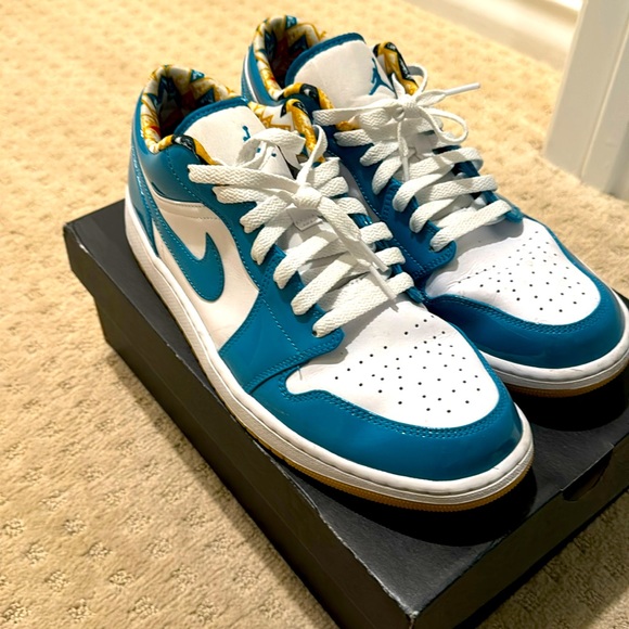 Nike Air Jordan 1 Low Se size 12 cyber teal white - Picture 1 of 4